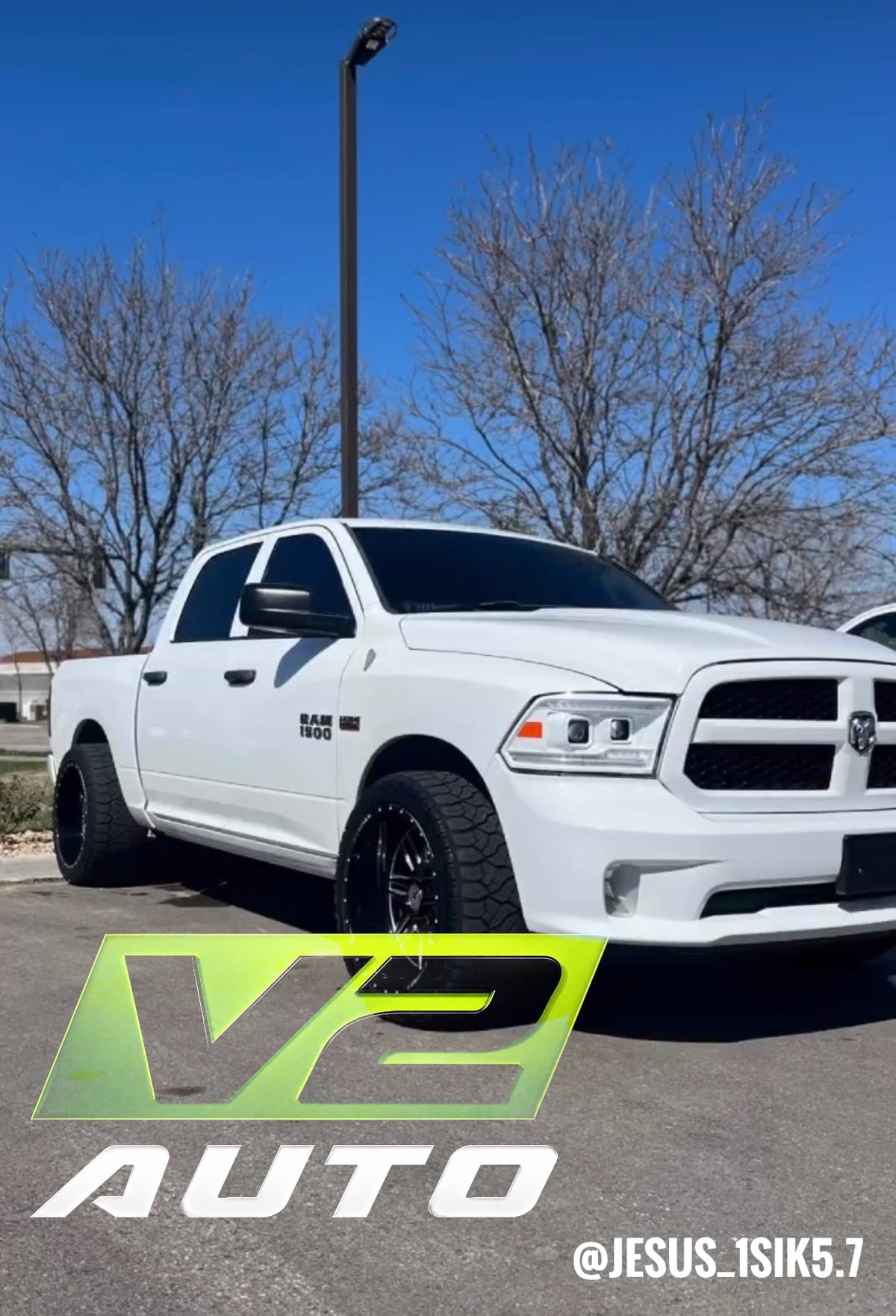 09-18 Dodge Ram DUAL SEQUENTIAL LED Projector Headlights