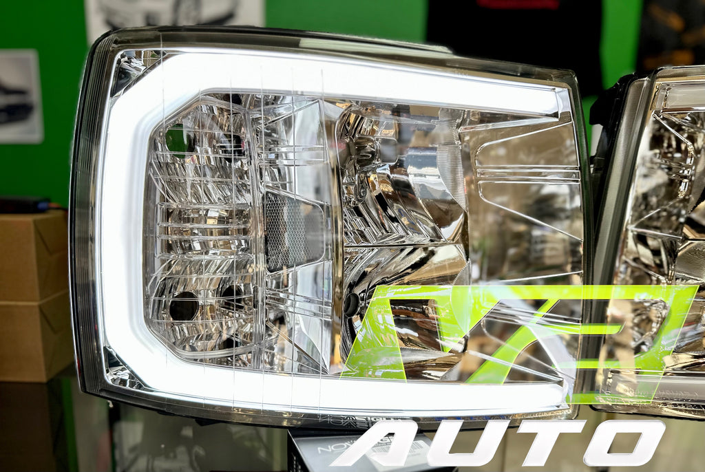 07-13 Chevy Silverado "Switchback Sequential Big C Reflector" Headlights