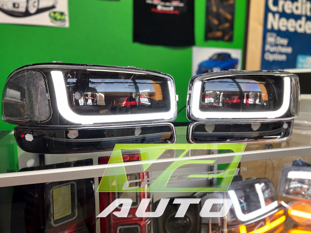 99-06 GMC Sierra Yukon "Switchback Sequential U Bar" Headlights