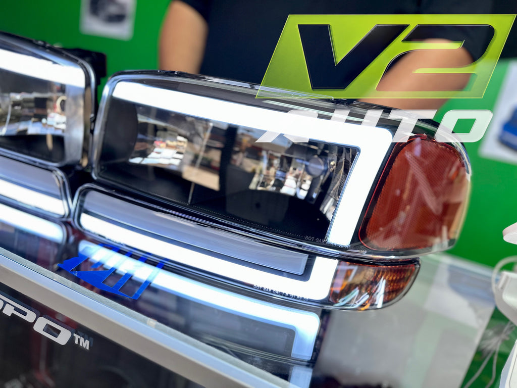99-06 GMC Sierra Yukon "Gen 2 Big C Sequential" Headlights