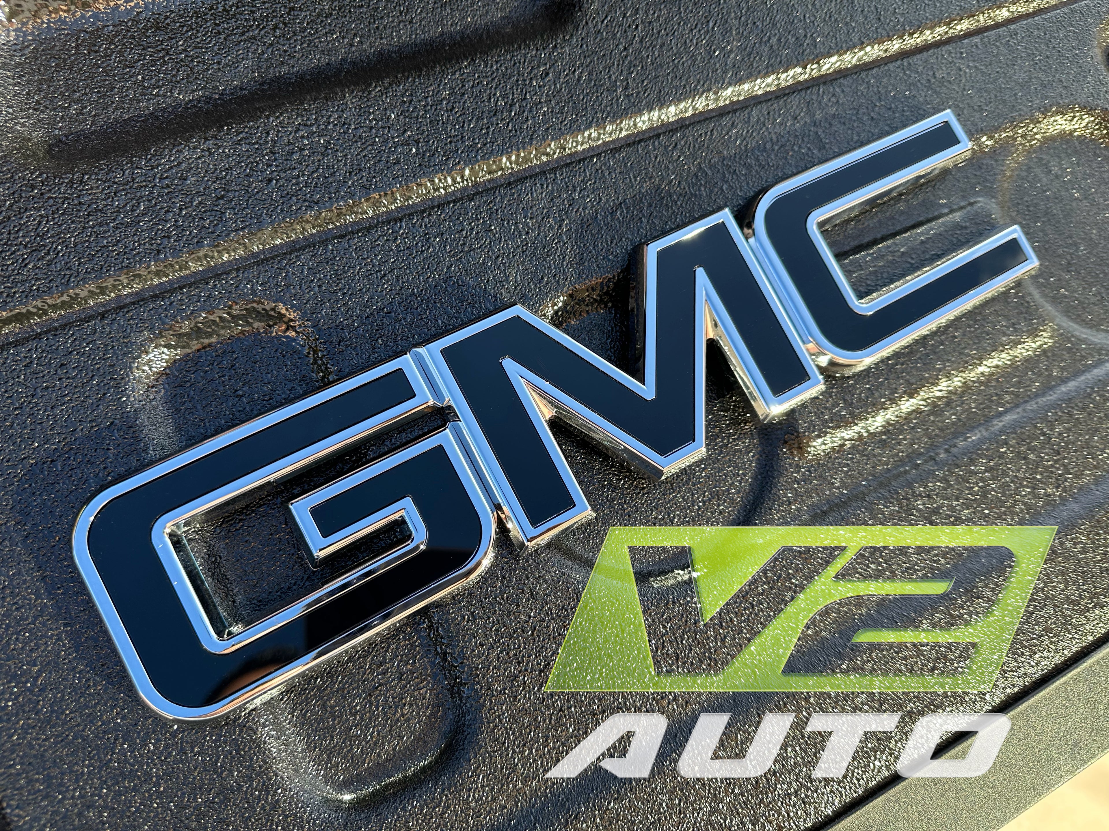 GMC Emblem for 88-98 OBS and 99-06 Sierra Yukon