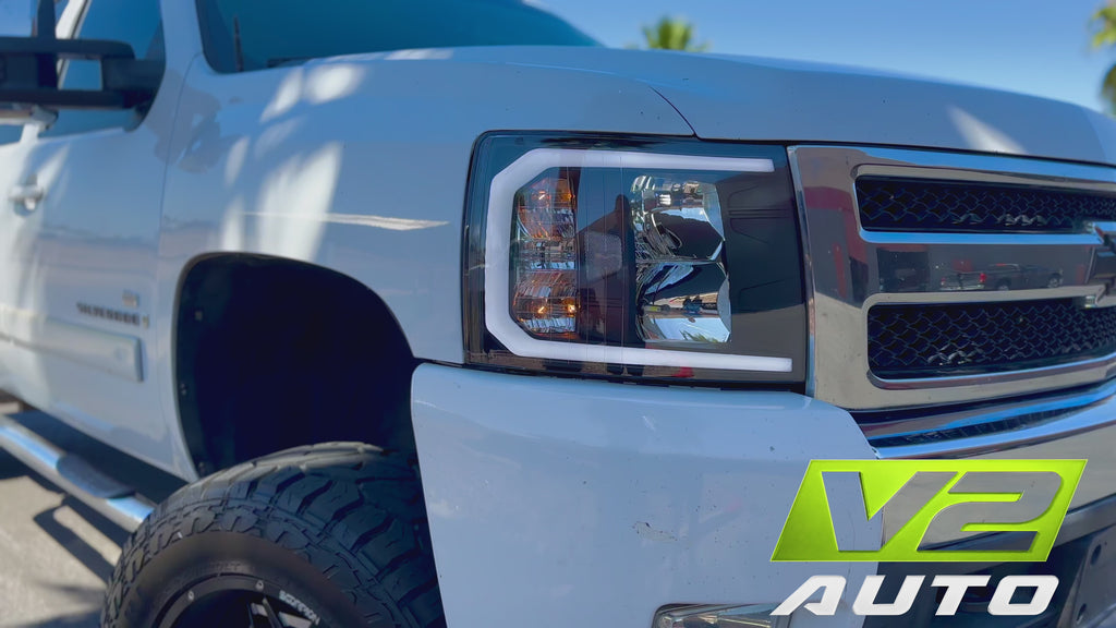 07-13 Chevy Silverado "Switchback Sequential Big C Reflector" Headlights